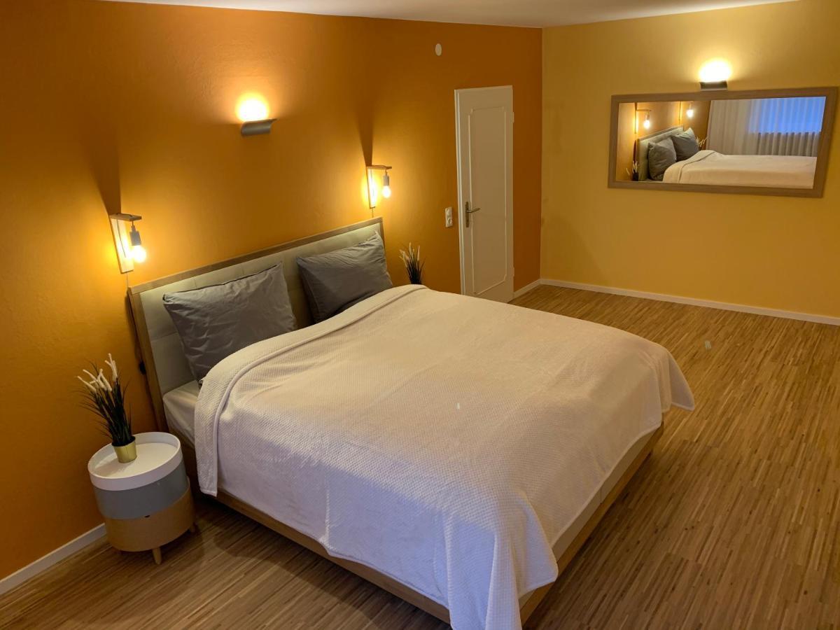 Moderne Ferienwohnung Nahe Swr Und Golfplatz Baden-Baden Zewnętrze zdjęcie